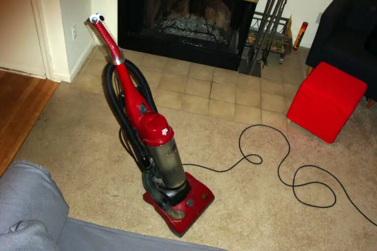 How To Use Dirt Devil Vacuum [Quick Guide]