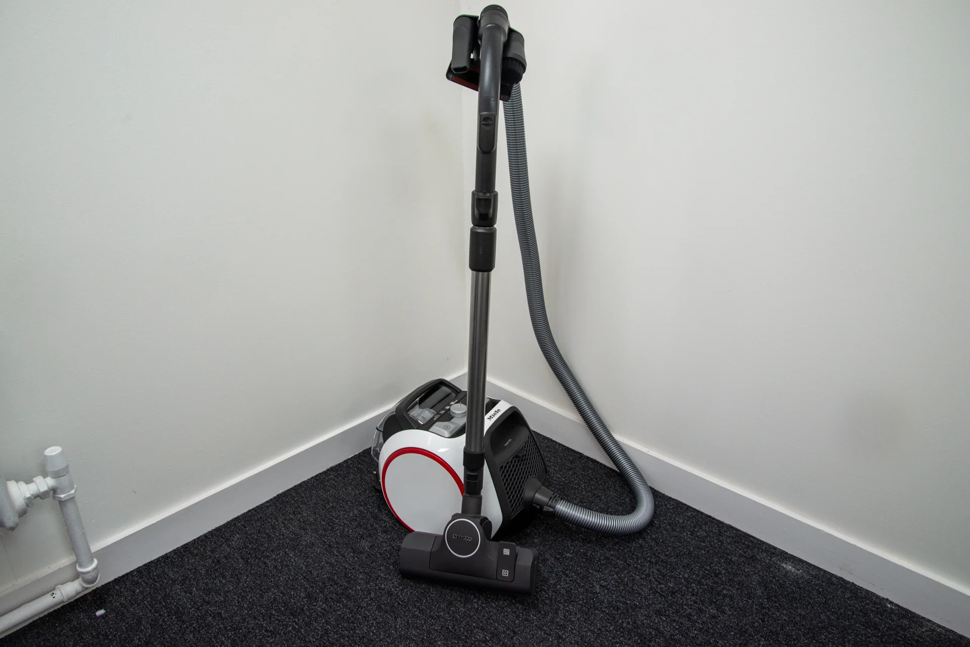 how to clean riccar vacuum cleaner