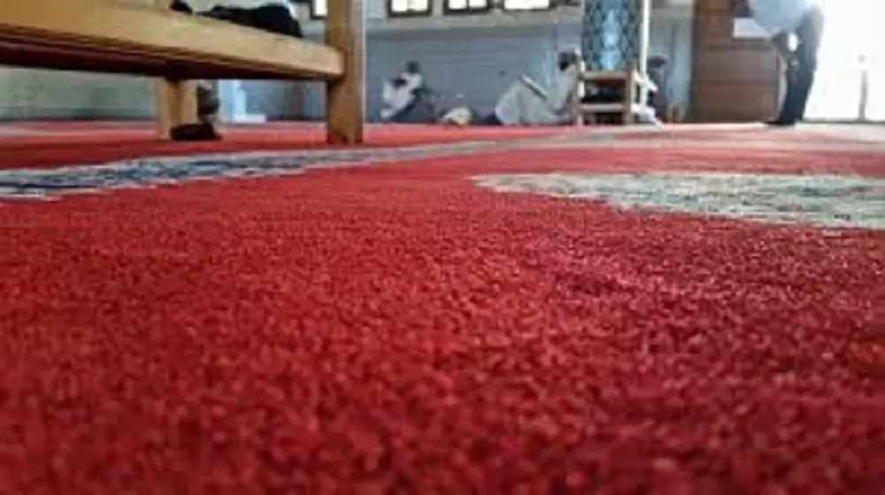 how to clean carpet stains that are old