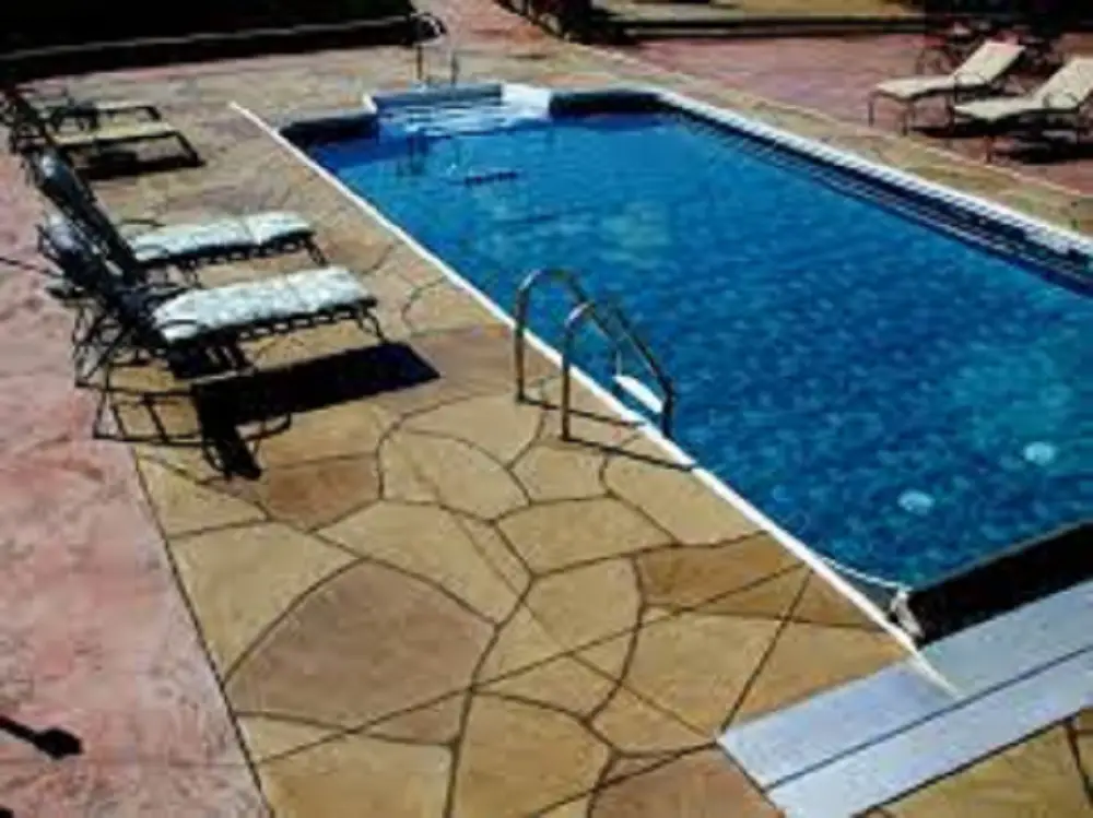 How to Clean Outdoor Carpet on Your Pool Deck